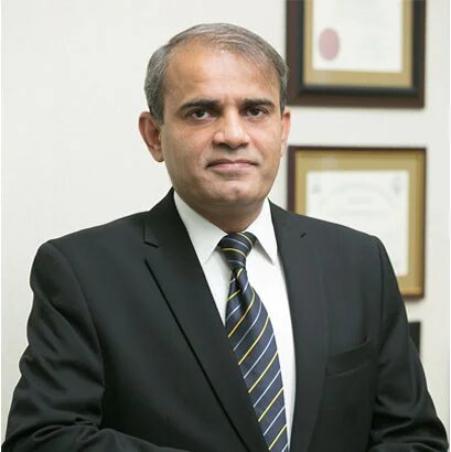 Dr. Navewed Azher: Islamabad's Premier Cosmetic and Plastic Surgeon