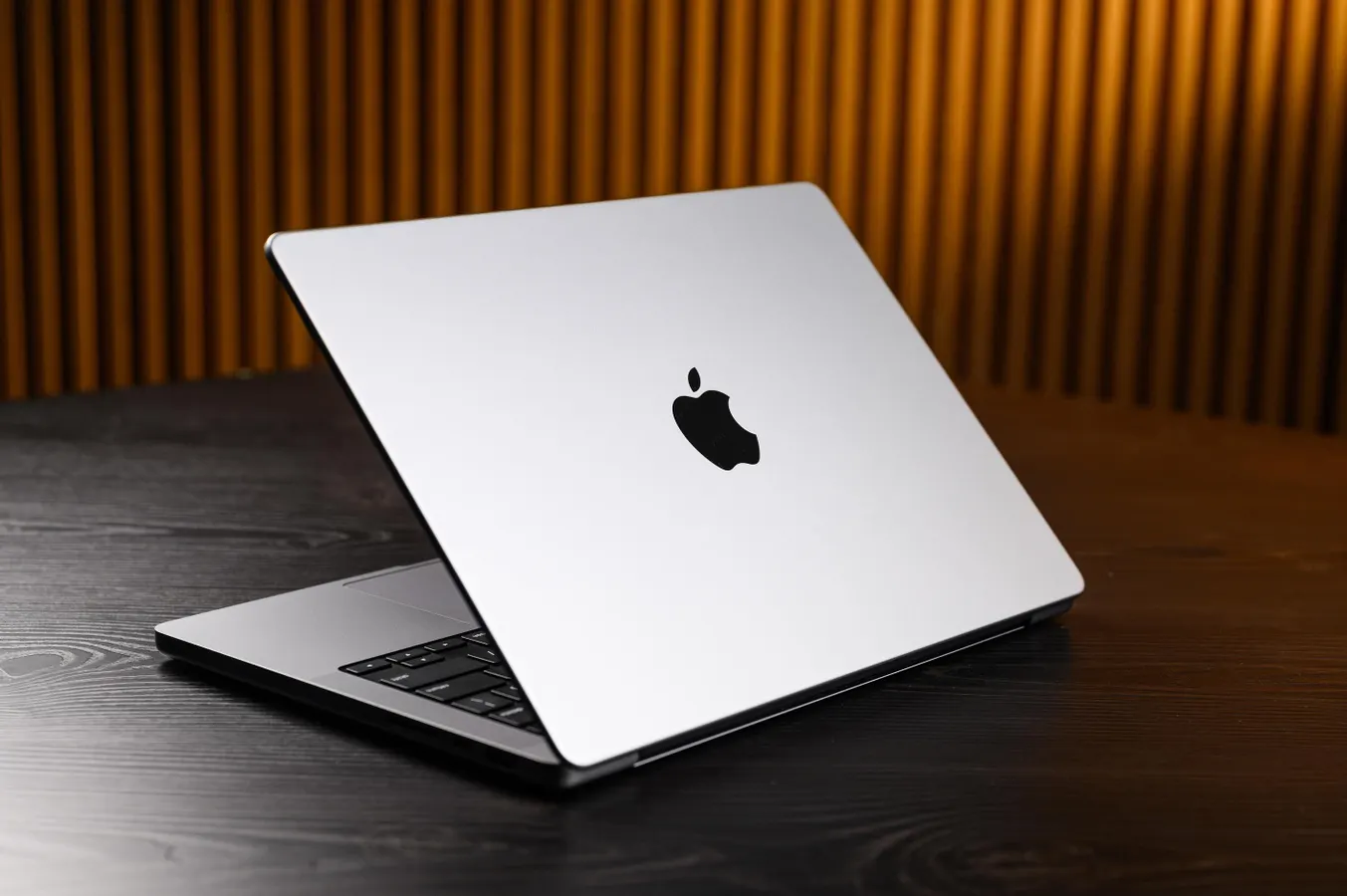 refurbished macbook