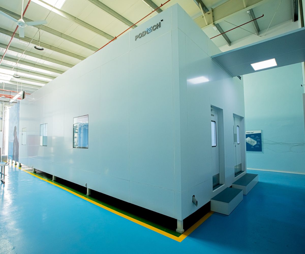 movable modular cleanroom