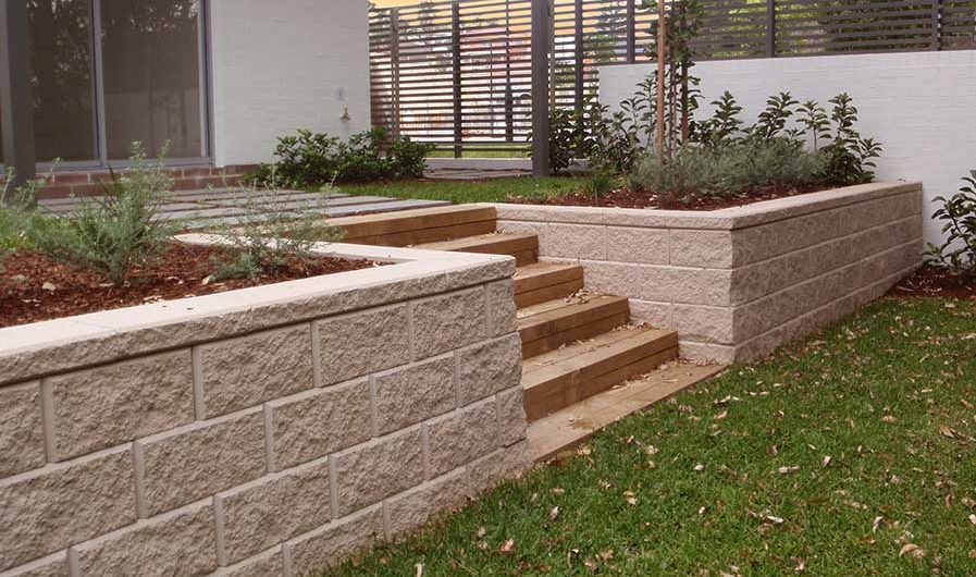 retaining wall contractors Brisbane