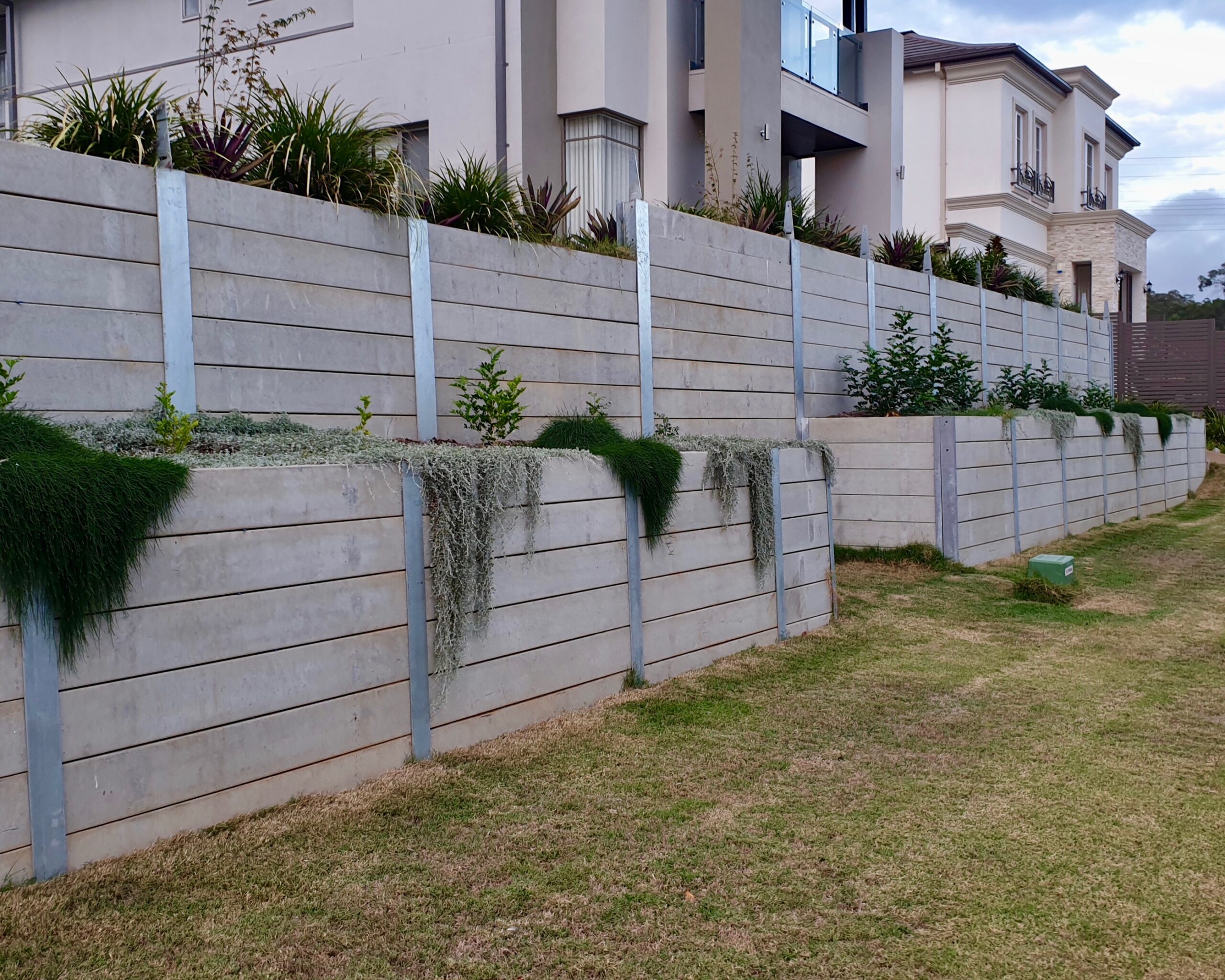 Brisbane retaining walls and fences