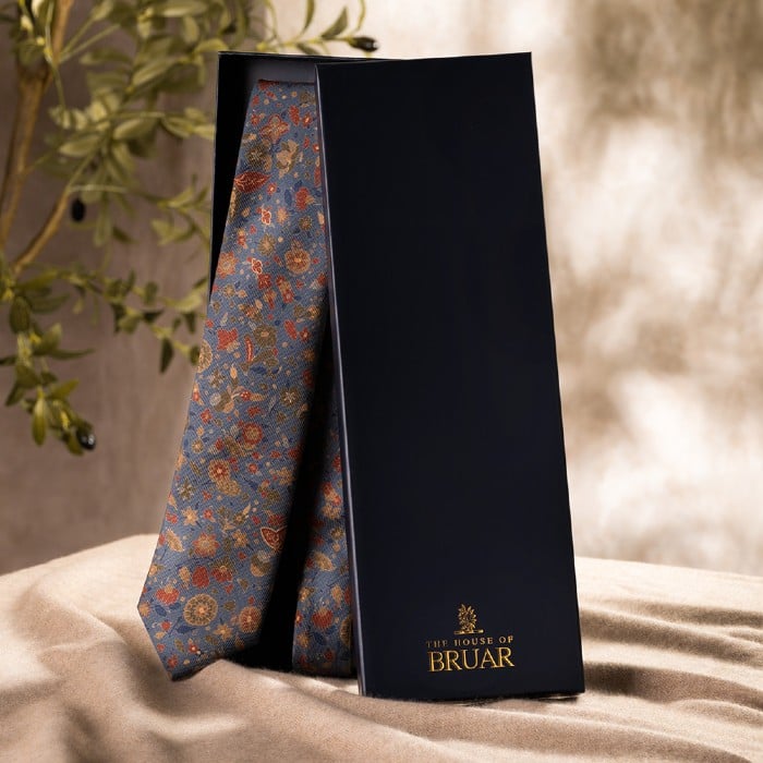 Elevate Your Gift Giving with Tie Gift Boxes