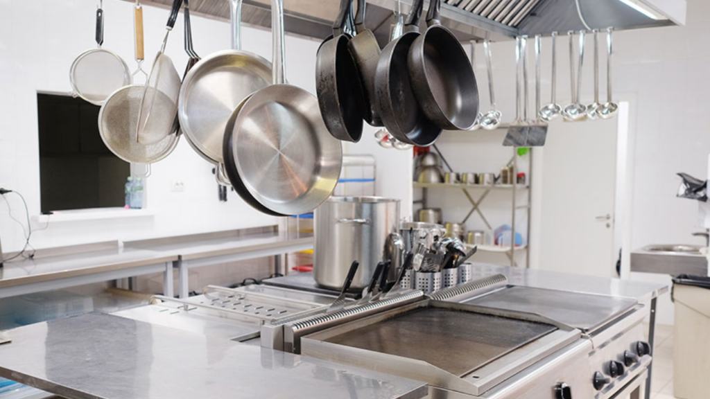 
commercial kitchen equipments manufacturers in Dubai