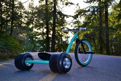 drifting tricycle