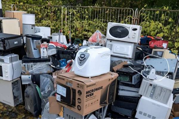 Safe and Responsible E-Waste Disposal Near Me: Your Trusted Solution in Delhi