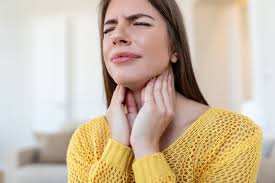 Pharyngitis Dubai: What Happens During a Throat Examination?