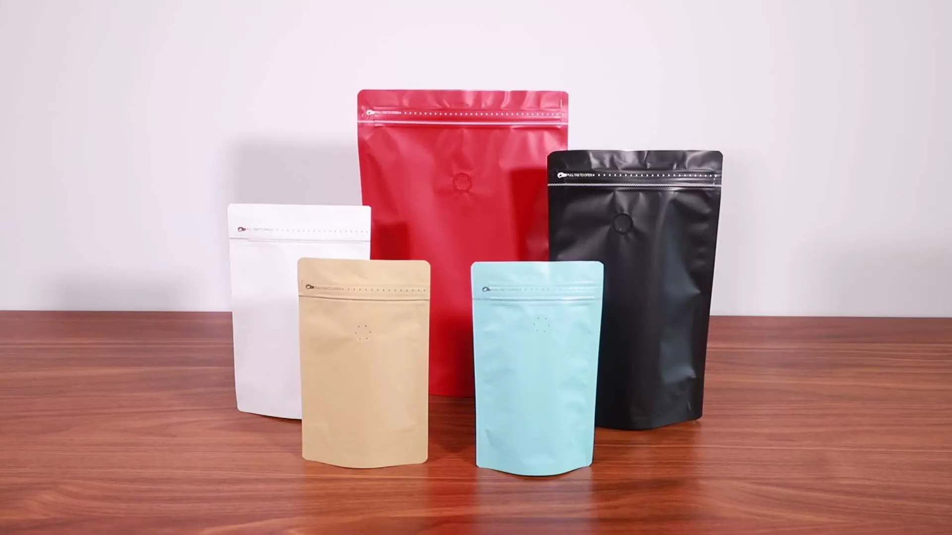 Custom Green Mylar Bags For Retail Needs